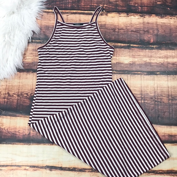 Dresses & Skirts - Striped Bodycon Stretchy Dress Burgundy & White
